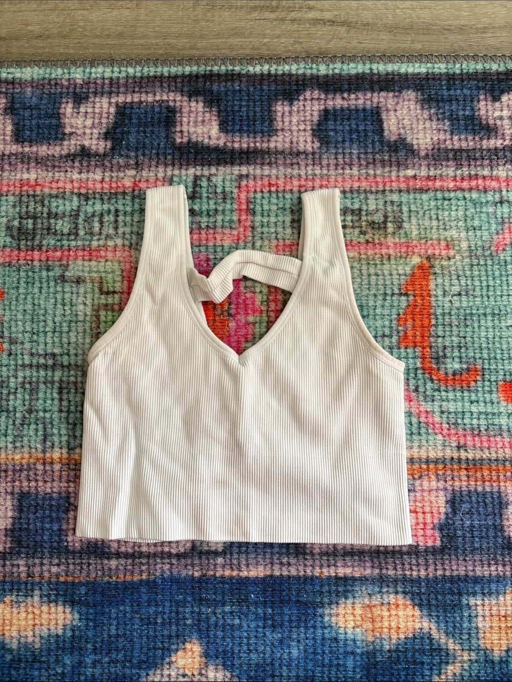 90 Degree By Reflex White Ribbed V-Neck Twist-Back Crop Tank